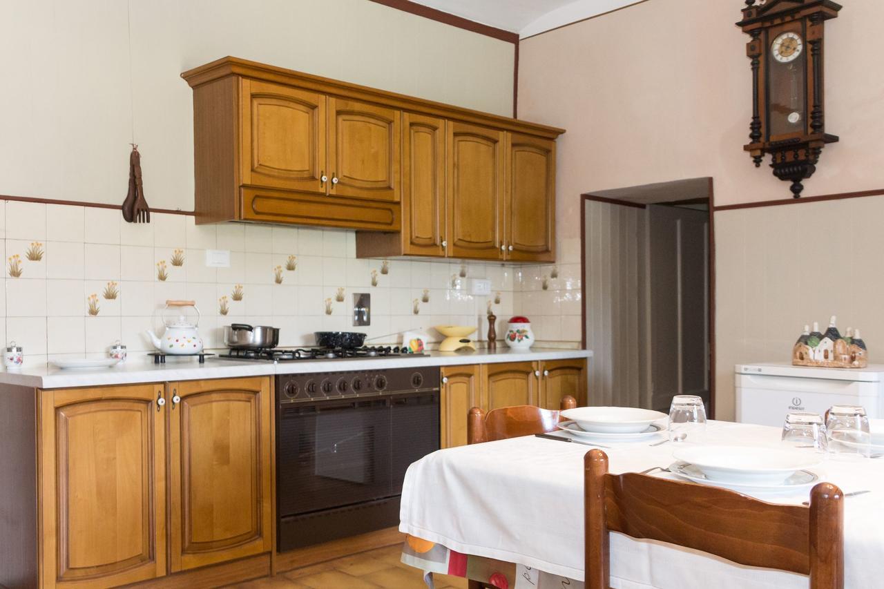 Bed and Breakfast Casa Del Grande Vecchio Airasca Esterno foto