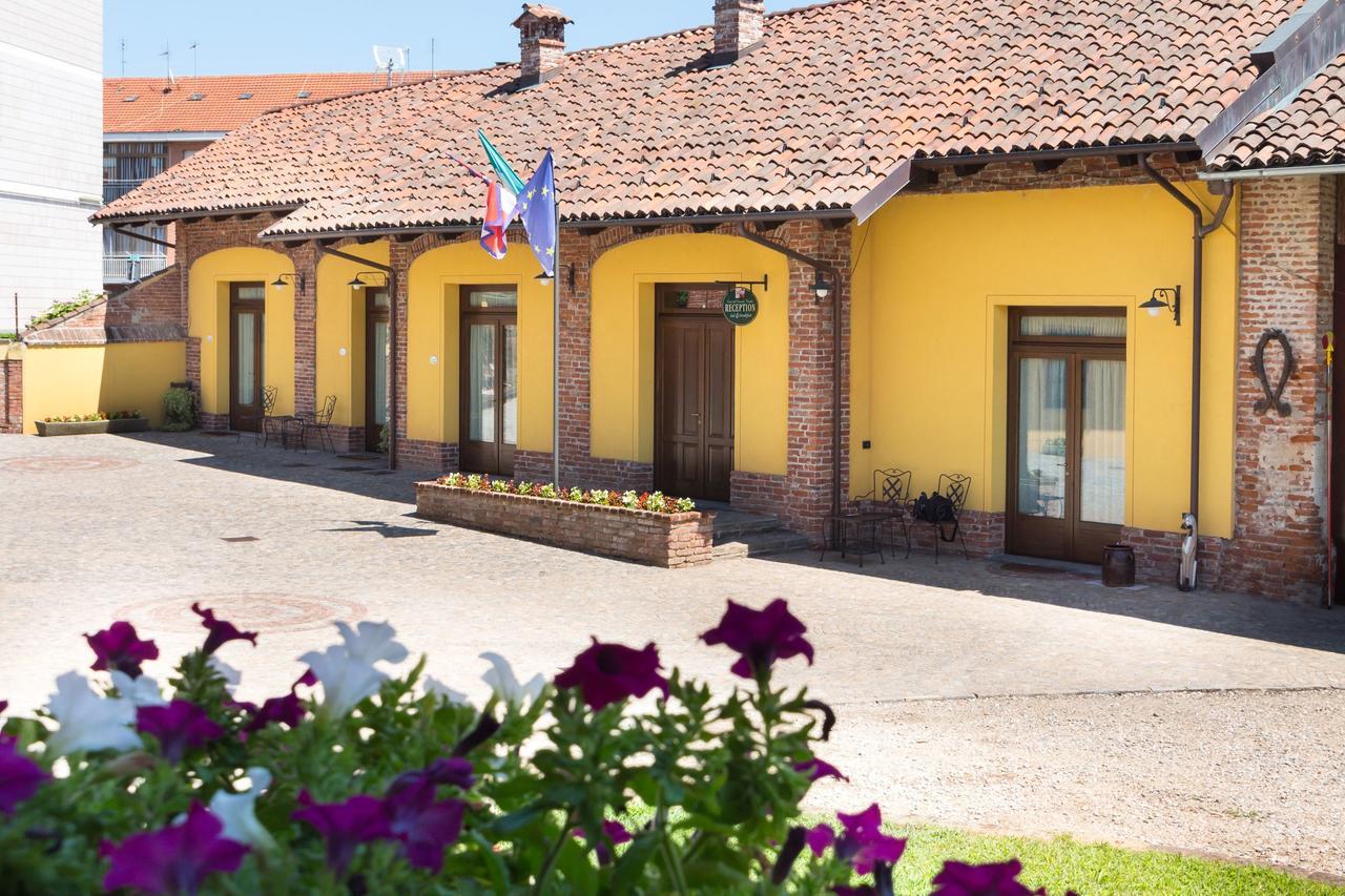 Bed and Breakfast Casa Del Grande Vecchio Airasca Esterno foto