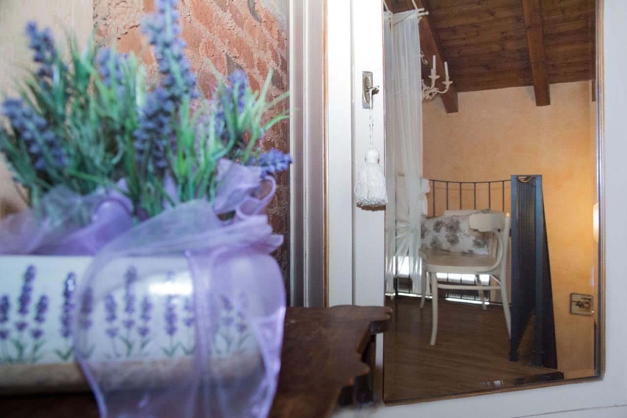 Bed and Breakfast Casa Del Grande Vecchio Airasca Esterno foto