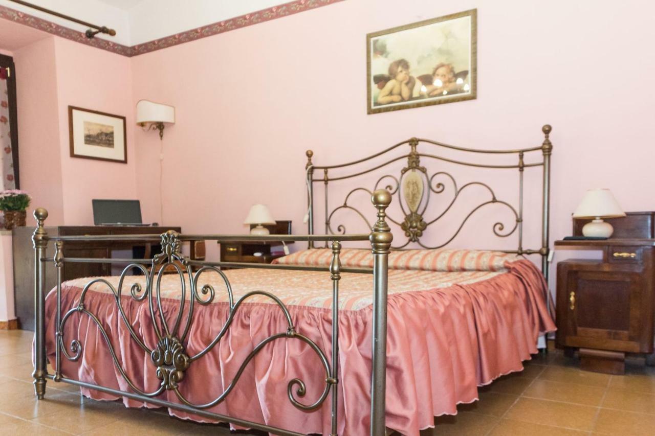 Bed and Breakfast Casa Del Grande Vecchio Airasca Esterno foto